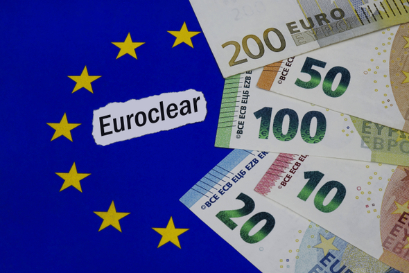 Bloomberg: ЕС обсуждает помощь Euroclear после решения суда на €200 млрд