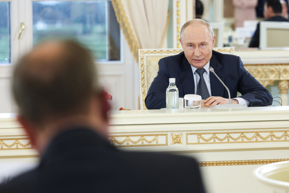 Путин заявил о росте реальных доходов россиян почти на 28%