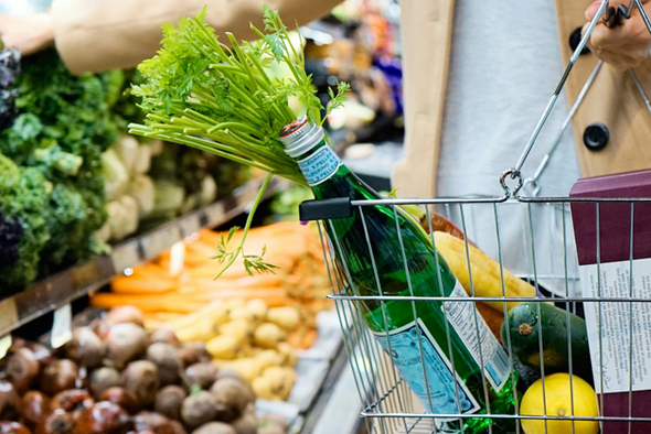 Минимальная продуктовая корзина в России подорожала на 3,3%