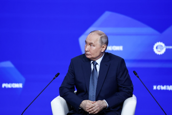 Путин: экономика России показала рост ВВП на 1,8% в марте